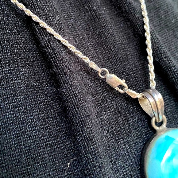 Larimar pendant necklace. 925 sterling silver chain and inlay. - Picture 3 of 5